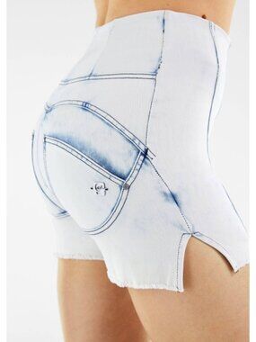 Freddy WR.UP Push-Up Super Faded Denim Shorts W/Slits Bleached Jeans-Blue Seams